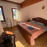 Conveniente, Tranquilla Con Parcheggio