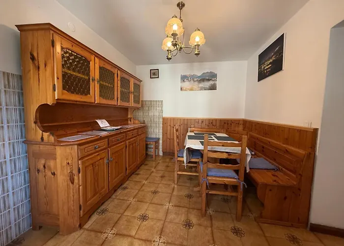 Semesterbostad Conveniente, Tranquilla Con Parcheggio Belluno