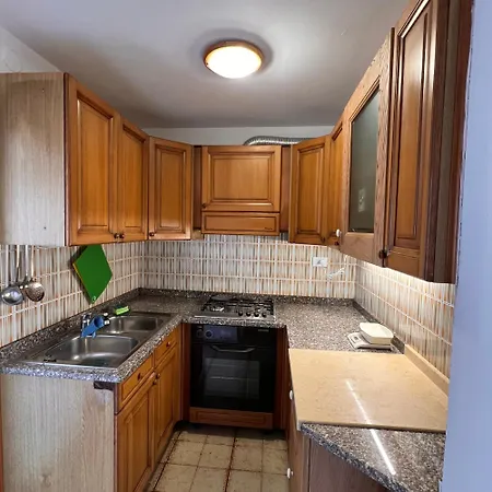 펜션 Conveniente, Tranquilla Con Parcheggio 벨루노