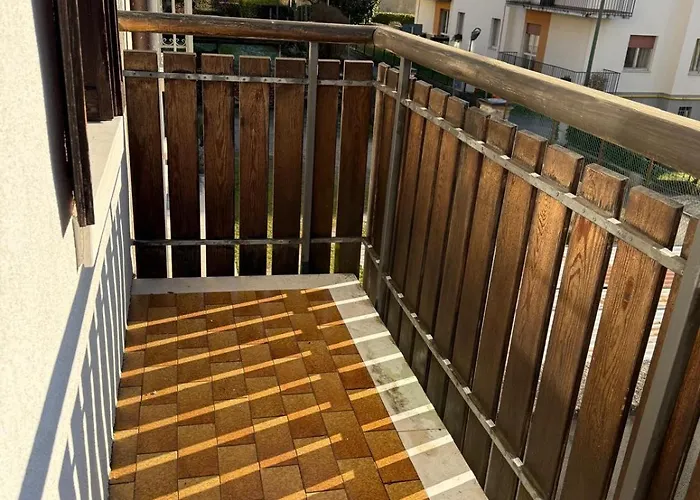 Conveniente, Tranquilla Con Parcheggio *