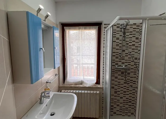 Conveniente, Tranquilla Con Parcheggio Prázdninový dům